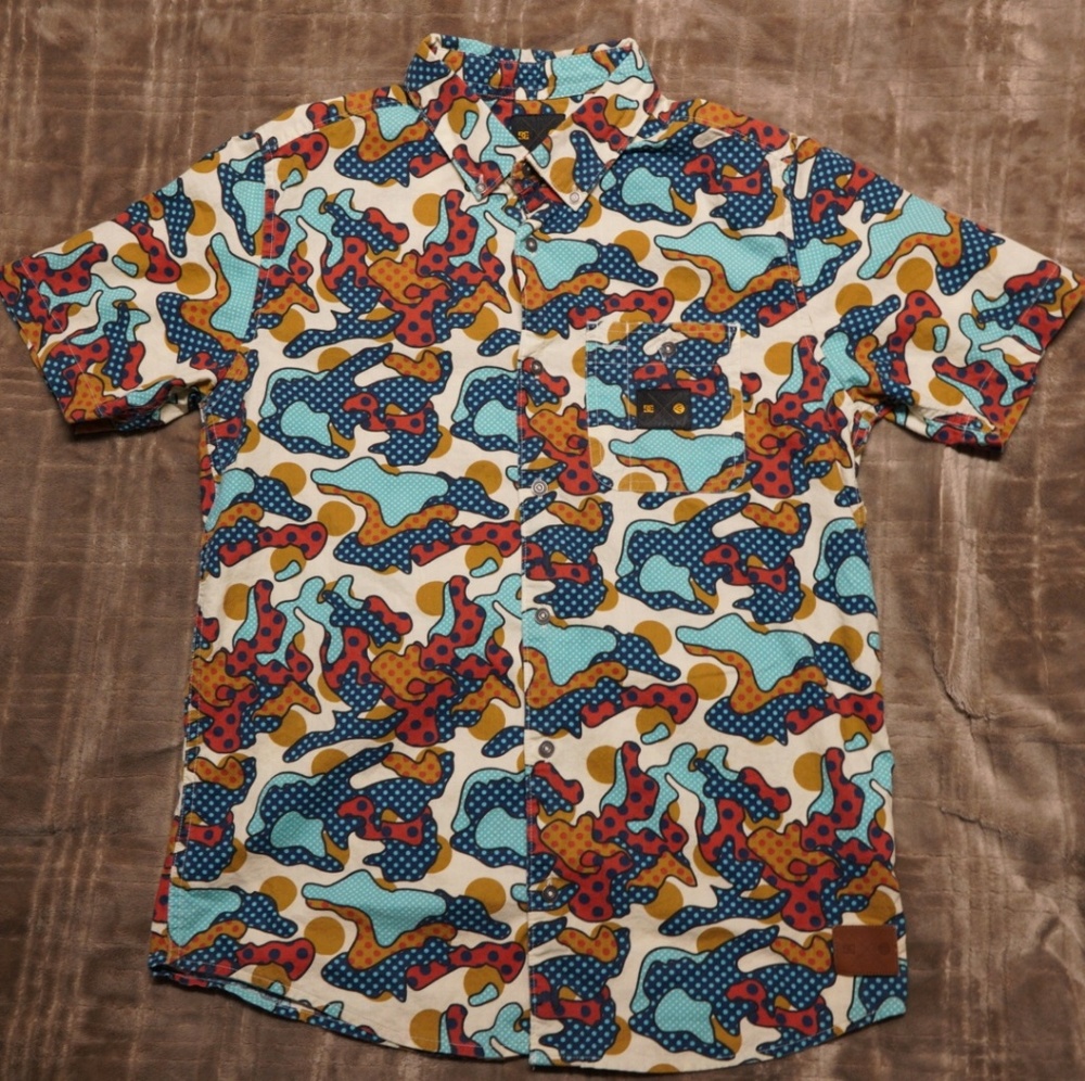 DC button down